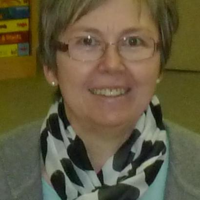 Renate Stigler führt eine Warteliste für beliebte Titel