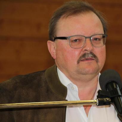 Bürgermeister Alfred Stier, dessen Vortrag zu Beginn für Unmut sorgte