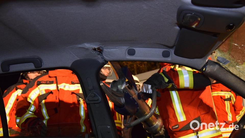 Die Rettungsschere im Einsatz.