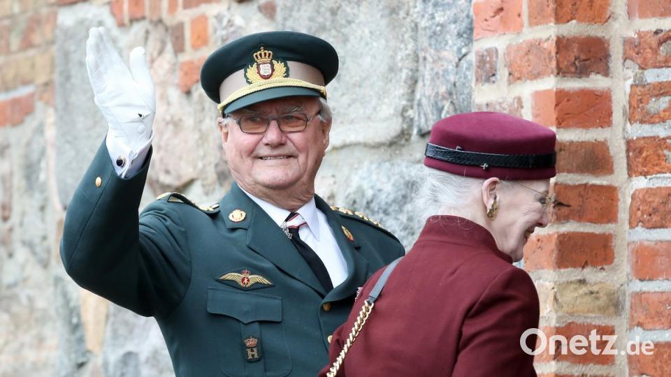 Königin Margrethe II. und Prinz Henrik 2014 bei einer Gedenkfeier zur Schlacht bei den Düppeler Schanzen.	Bild: Bodo Marks/dpa