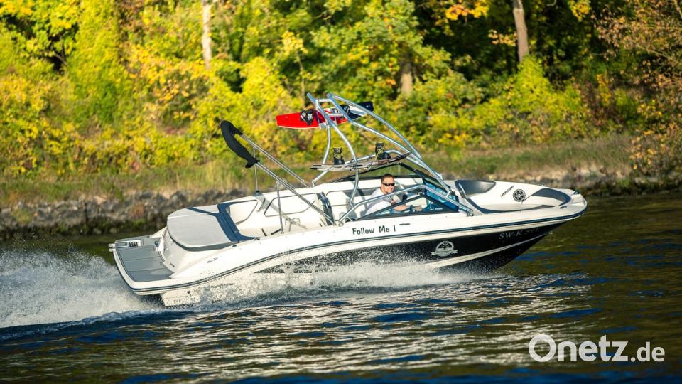 Thomas Kappl vermietet in Parkstein Sportboote und Jetski an Urlauber. 	Bild: &quot;Dein Urlaubsboot&quot;