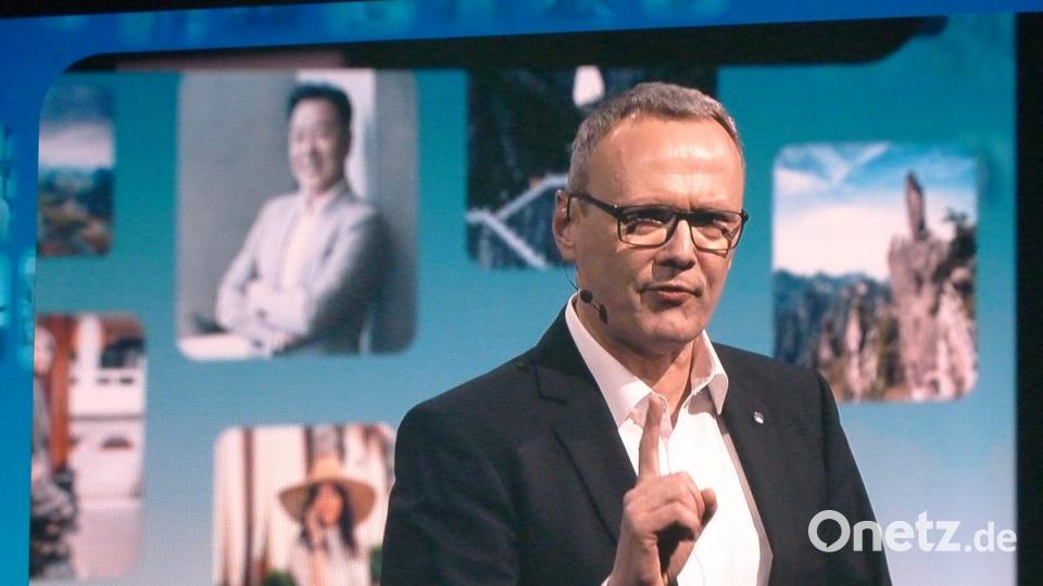 Stephan Wöllenstein, Chef von VW China, erinnert an die  Erfolgsgeschichte des Unternehmens im Reich der Mitte. Bild: bz