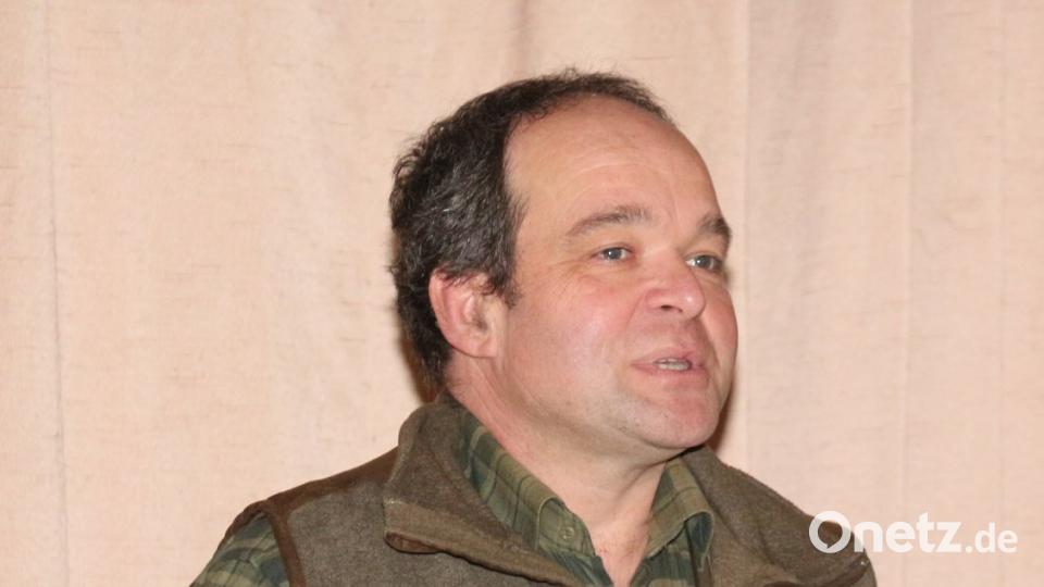 Jagdvorsteher Gerhard Veigl berichtet über die Tätigkeiten der Jagdgenossenschaft Kastl.