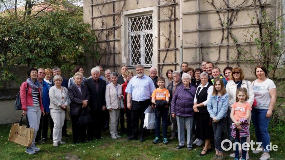 Als familienhafte Gemeinschaft besuchte die Koplpingsfamilie die St. Emmeramskirche in Regensburg mit Ulrich Wabra.