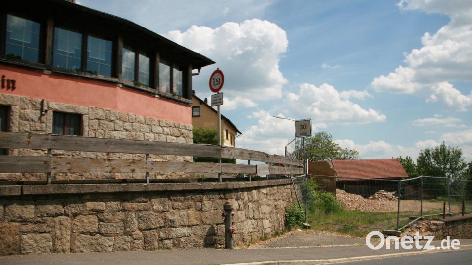 Die Sanierung der Carl-Ulrich-Straße, ebenso deren Umfeld war Thema bei der Bürgerversammlung. Bild: wro