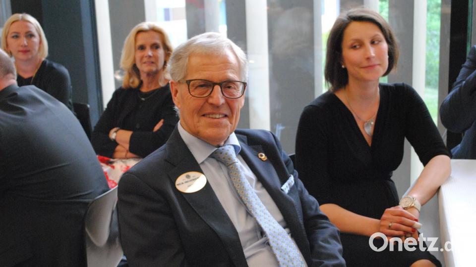 District Governor Prof. Dr. med. Ernst-Dietrich Kreuser