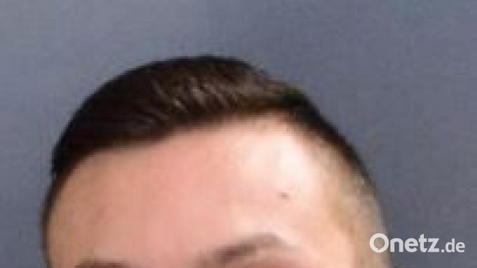 "Zwei Männer oder Frauen Hand in Hand zu sehen, ist für manche Personen anscheinend immer noch schwer." Zitat: Sascha Hartmann