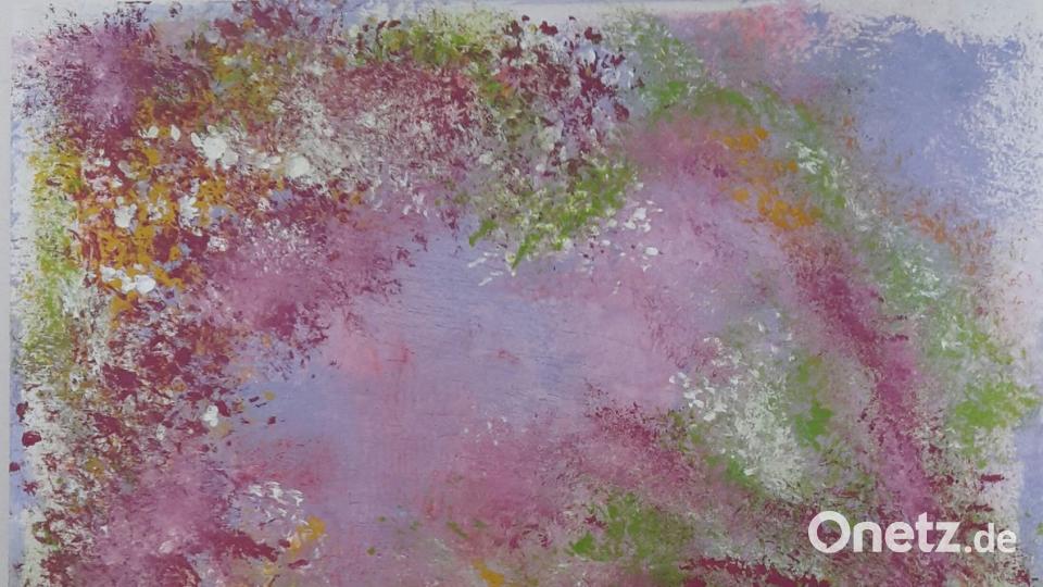 Bilder wie dieses von Susanne Kempf zeigt die Ausstellung &quot;3 - zufällig&quot; im Alten Schulhaus.  	Bild: ske
