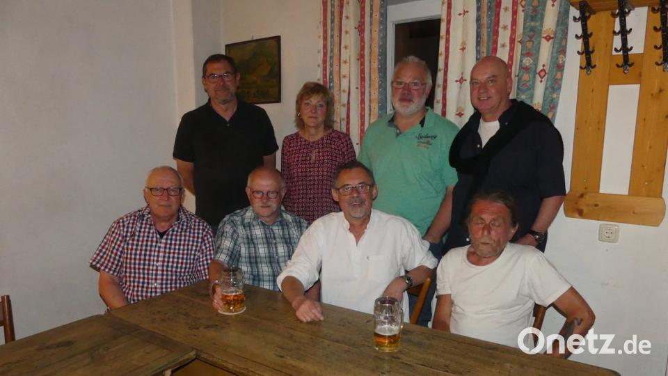 Wiedersehen nach 40 Jahren - das galt für den Oberpfälzer Western ebenso wie für seine &quot;Macher&quot;	Bilder: rtw (2)