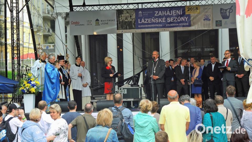 OB Kurt Seggewiß sprach ein Grußwort zur Partnerschaft und Kursaisoneröffnung. Bild: exb exb