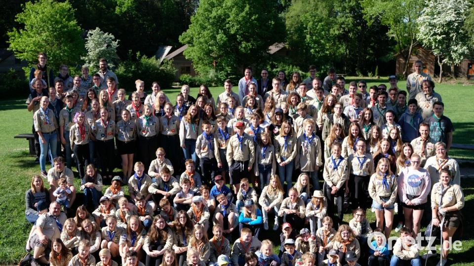 150 Pfadfinder aus den Stämmen Amberg, Ammersricht, Ensdorf, Poppenricht, Schnaittenbach und Sulzbach-Rosenberg erleben ein spannendes und kreatives Bezirkswochenende im CVJM-Haus in Münchsteinach.  	Bilder: bba (2)