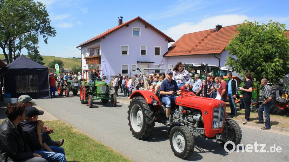 Schlepperparade. Bild: bjp