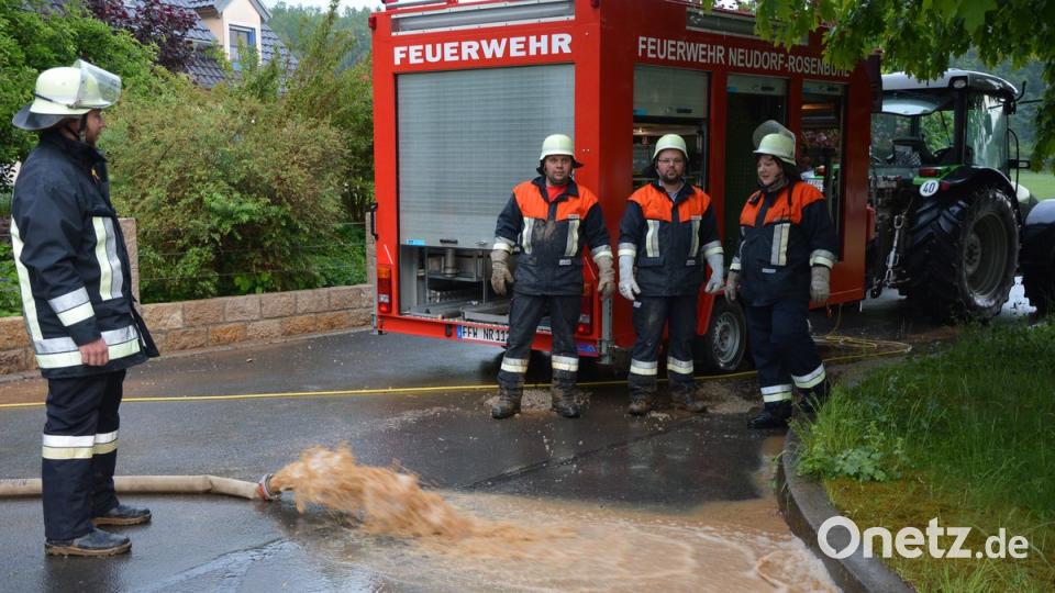 Die Feuerwehren mussten innerhalb kürzester Zeit 25 Mal ausrücken.