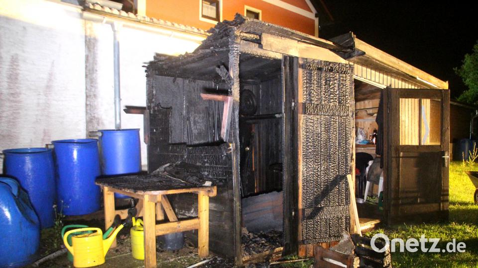 Erst vor wenigen Tagen hatte in der Straße  "Am Vogelherd" (Keilberg/Regensburg) ein Schuppen gebrannt. Auer, Alexander
