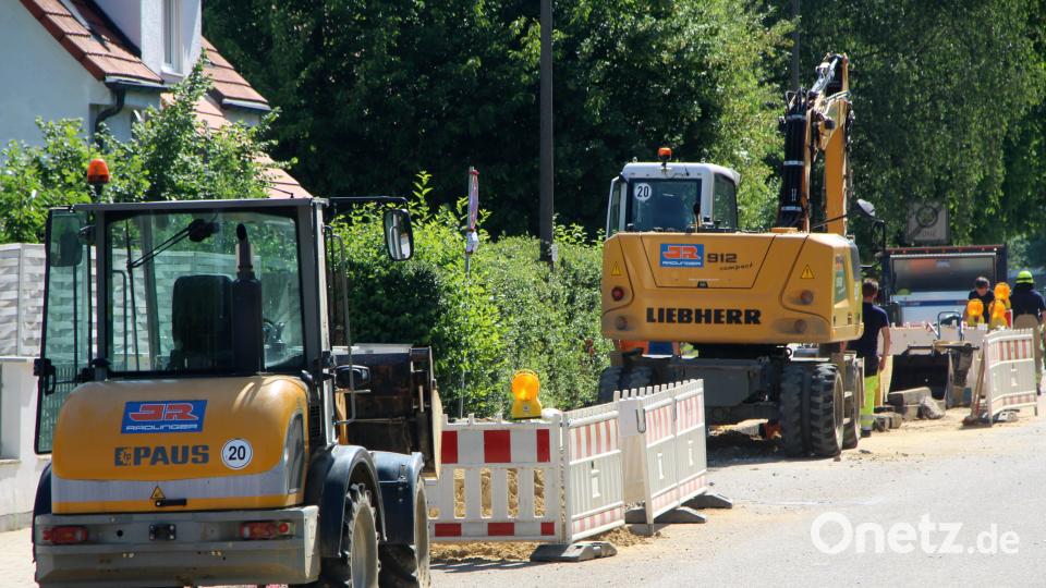 Bei Bauarbeiten hatte ein Baggerfahrer ein Stück der Gasleitung abgerissen. Auer, Alexander