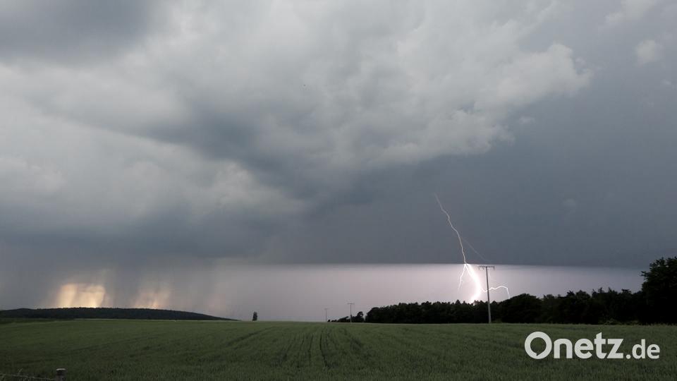 Gewitter im Kreis Regensburg und im Kreis Kelheim. Auer, Alexander