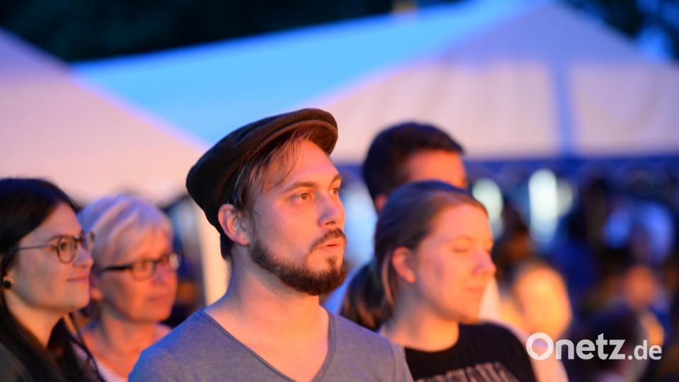 vor der Bühne Brückmann (brü), Andreas [BRÜ] (mail@andreasbrueckmann.de)