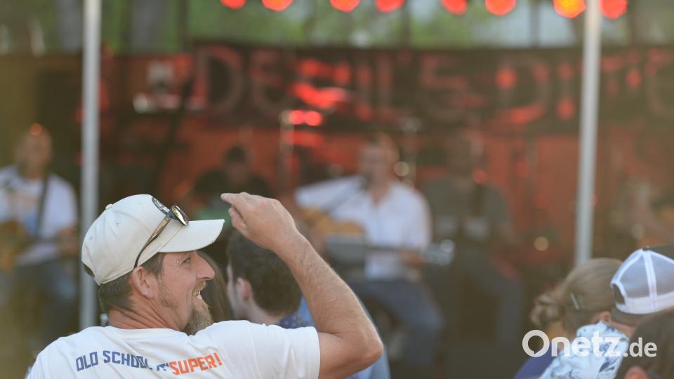 Umblicken Brückmann (brü), Andreas [BRÜ] (mail@andreasbrueckmann.de)