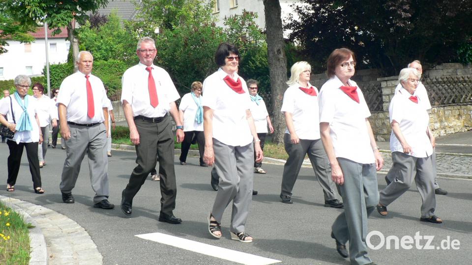 Stolz sind die Genossen auf 60 Jahre Bereitschaft in Kirchenthumbach. lep