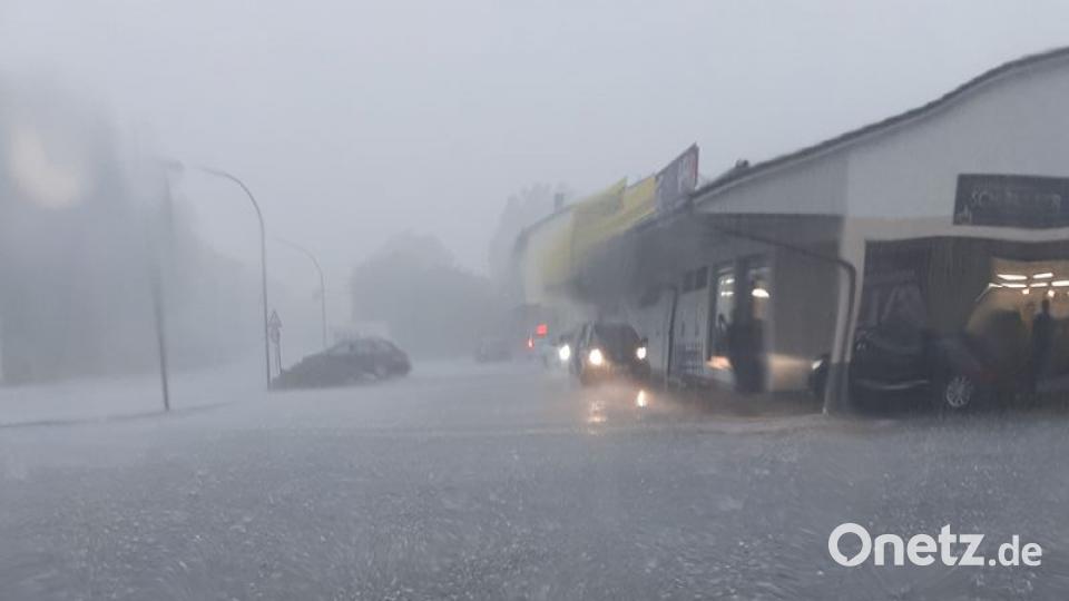 Schweres Unwetter in der nördlichen Oberpfalz. Hier in Neustadt/WN Yvonne Huschka
