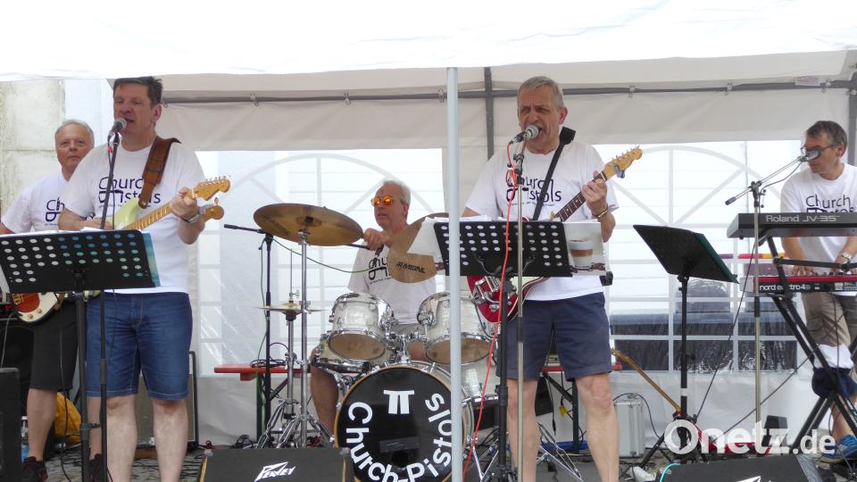 Rock mit den „Church Pistols“ Schönberger, Ferdinand [FSB] (autor-fsb@onetz.de)