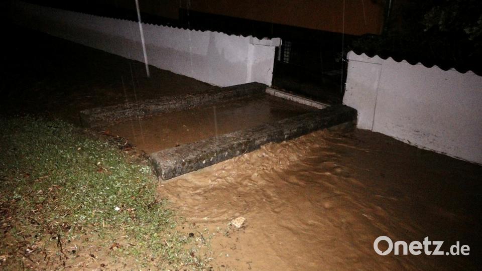 In einigen Ortschaften im Kreis Kelheim stand das Wasser bis zu einen Meter hoch. Auer, Alexander