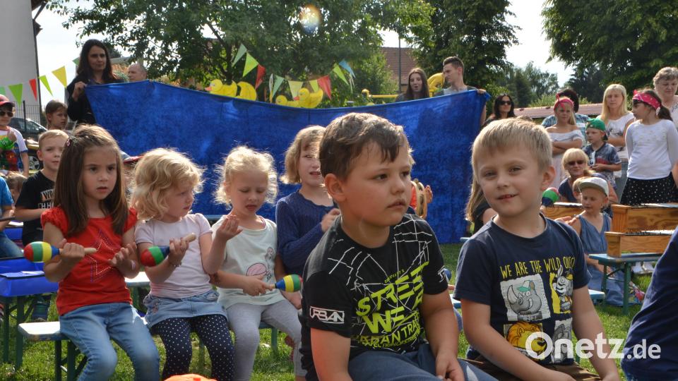 Buntes und fröhliches Sommernachtfest im Evangelischen Haus für Kinder Gottfried Sperl. dob