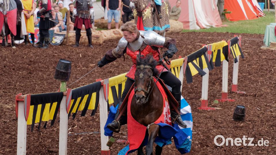 Ritterturniert und Marktspectaculum anlässlich 675 Jahre Bränau Grüner, Norbert