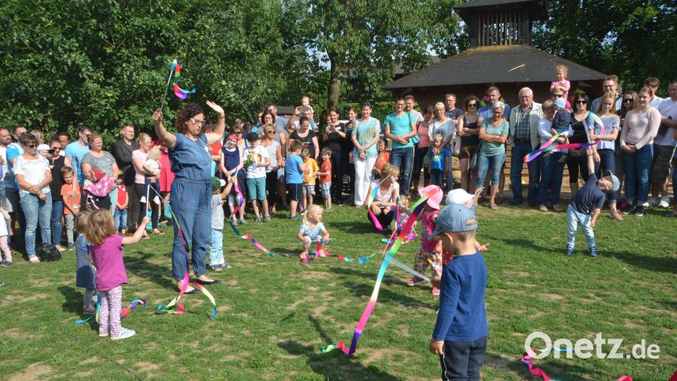 Buntes und fröhliches Sommernachtfest im Evangelischen Haus für Kinder Gottfried Sperl. dob
