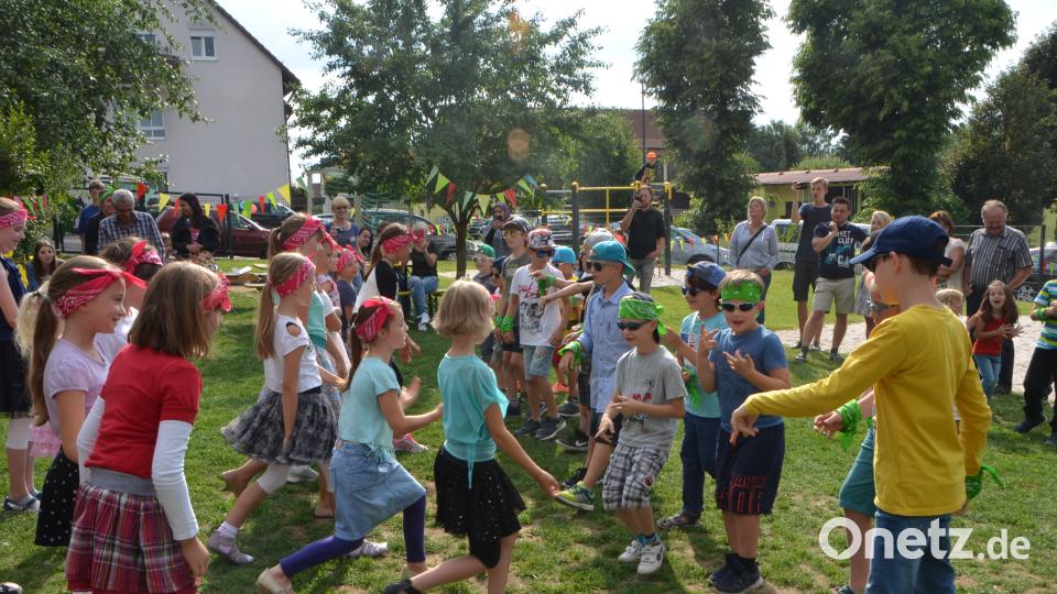 Buntes und fröhliches Sommernachtfest im Evangelischen Haus für Kinder Gottfried Sperl. dob