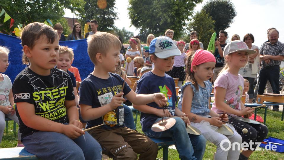 Buntes und fröhliches Sommernachtfest im Evangelischen Haus für Kinder Gottfried Sperl. dob