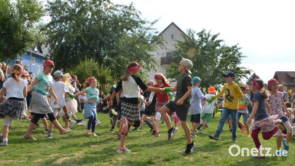 Buntes und fröhliches Sommernachtfest im Evangelischen Haus für Kinder Gottfried Sperl. dob