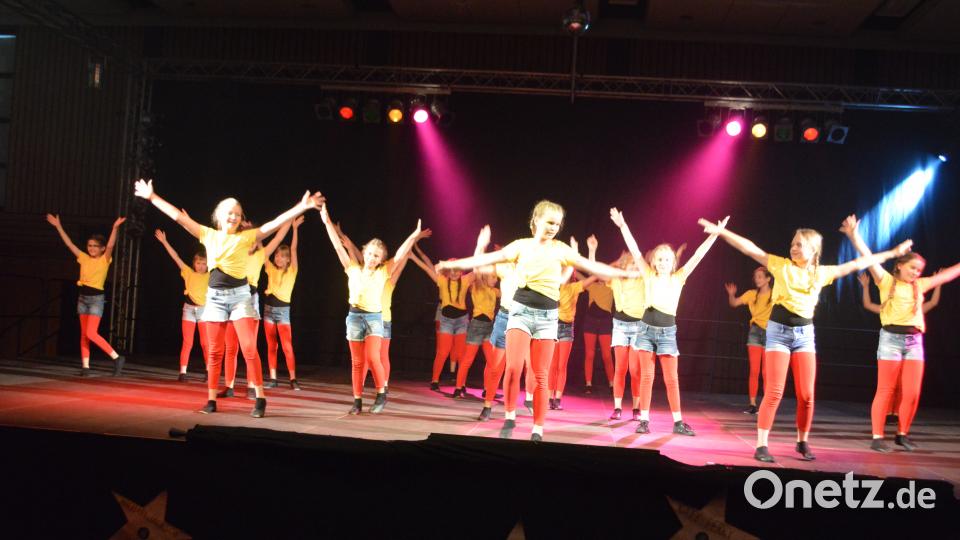 Tanzshow 2018 der Tanzgruppen des SV Grafenwöhr Mayer, Doris [MYD] (doris-mayer@gmx.net)