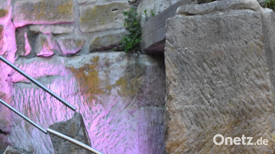 Aus dem Hofstaat werden Elfen. rgr