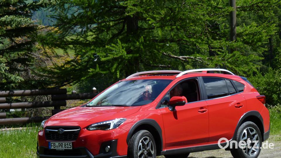 Der Subaru XV rollt zu Preisen ab 22.980 Euro auf den deutschen Straßen. Kunden können zwischen zwei Motorisierungen und vier Ausstattungslinien wählen. Berthold Zeitler