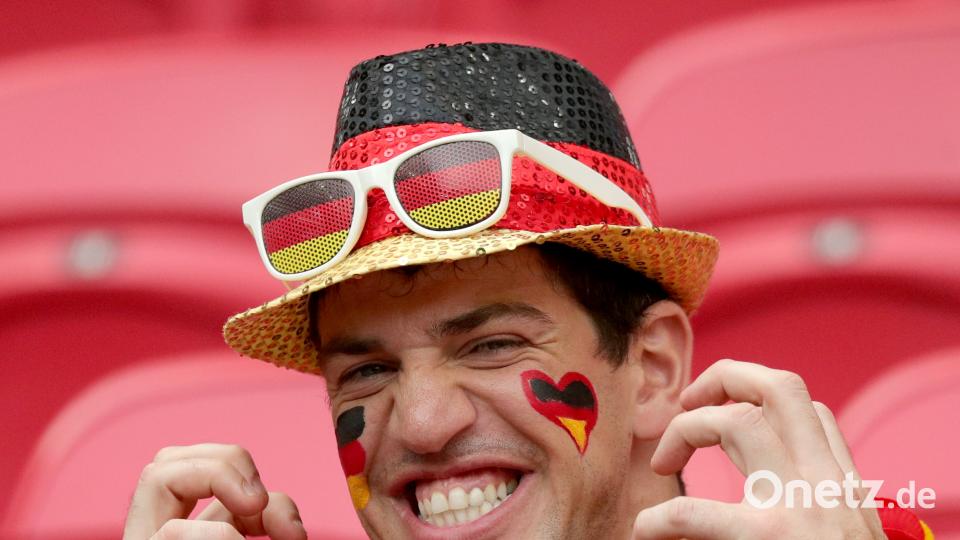Südkorea gegen Deutschland: Die Fans bereiten sich auf ein spannendes Spiel vor. Christian Charisius/dpa