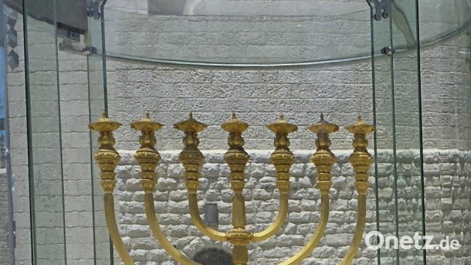 Der Ostbayerische Bart- und Schnauzerclub aus Amberg in Israel. exb