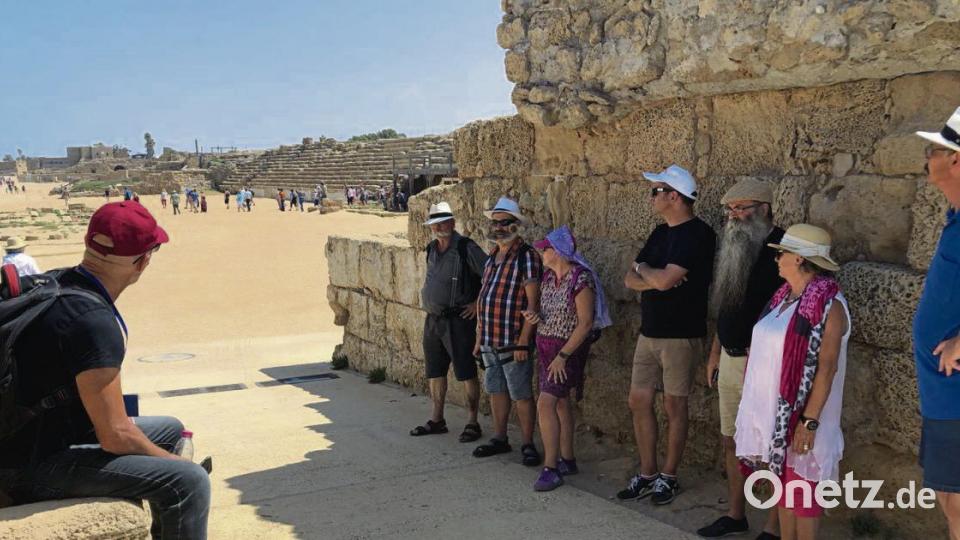 Der Ostbayerische Bart- und Schnauzerclub aus Amberg in Israel. exb