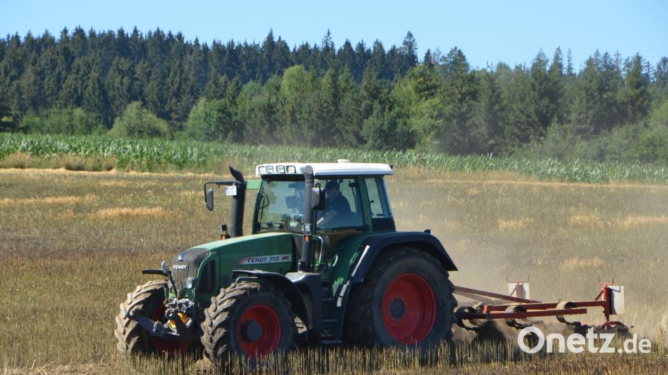 Ackerfläche brennt dob
