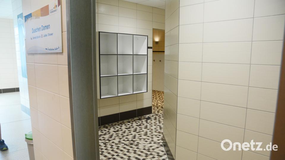 Von den Umkleiden aus ist der Eingang zu den Duschen nun größer. Das bedeutet mehr Platz. Gabi Schönberger