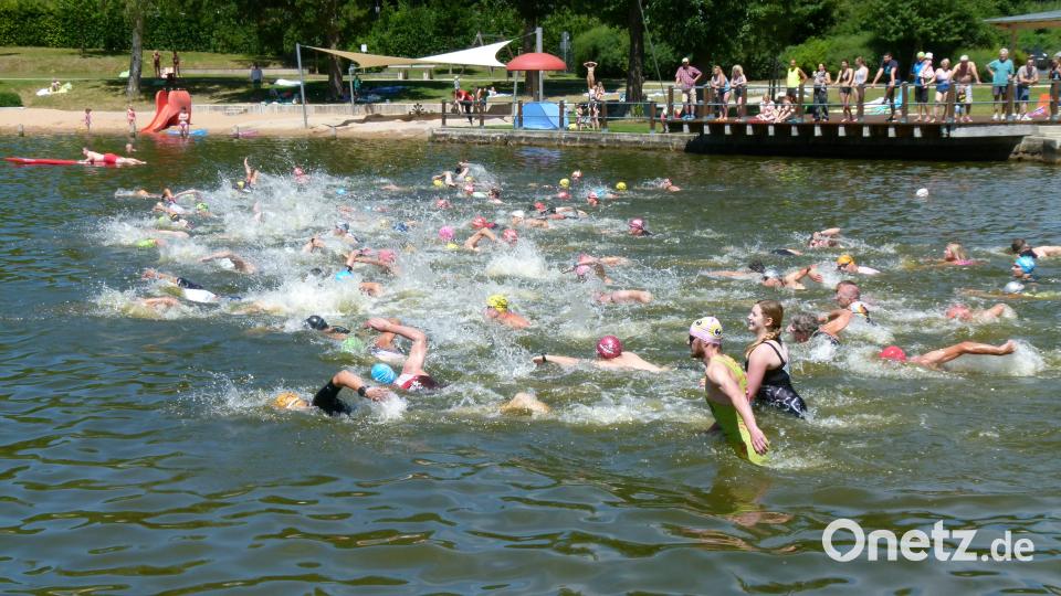 Start zum 27. Rußweiher-Triathlon. rn