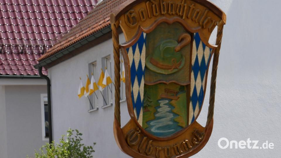 Am gestrigen Sonntag waren etwa 2000 Aktive von 140 Gruppen beim Festzug in Wiesau dabei. TR