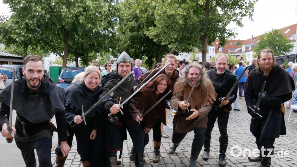 Am gestrigen Sonntag waren etwa 2000 Aktive von 140 Gruppen beim Festzug in Wiesau dabei. TR