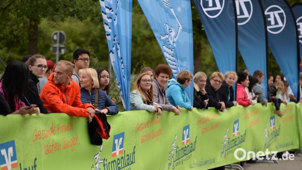 Auf dem Gelände der Firma Stahlgruber in Sulzbach-Rosenberg war Start und Ziel der 10. Auflage des Amberg-Sulzbacher Firmenlaufs. Über 1500 Läuferinnen und Läufer gingen an den Start. Andreas Brückmann