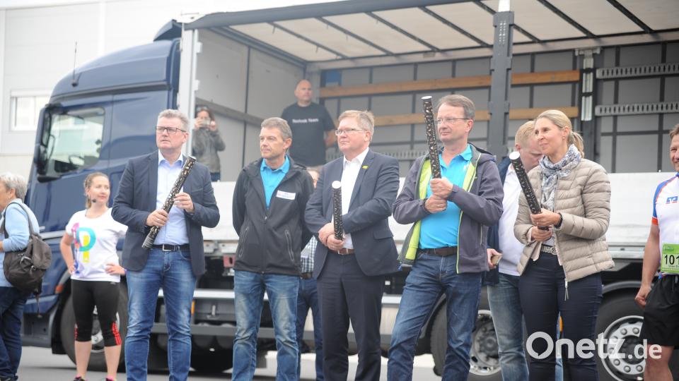 Auf dem Gelände der Firma Stahlgruber in Sulzbach-Rosenberg war Start und Ziel der 10. Auflage des Amberg-Sulzbacher Firmenlaufs. Über 1500 Läuferinnen und Läufer gingen an den Start. Andreas Brückmann