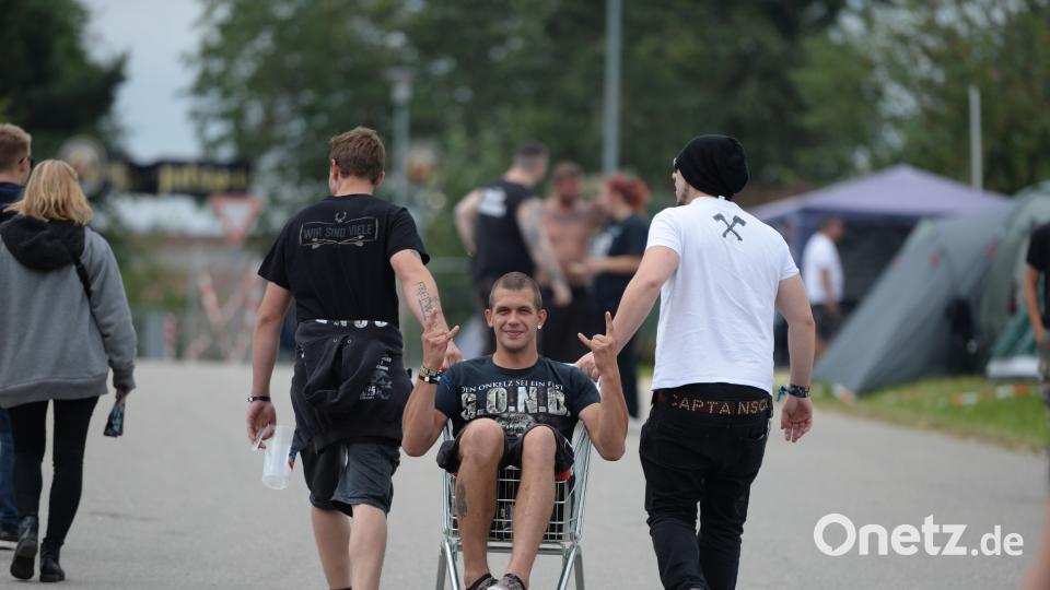 Seit Donnerstag 5 Uhr haben die Zeltplätze der G.O.N.D. in Kreuth geöffnet. Zu Hunderten sind die Festivalbesucher bereits angereist. Andreas Brückmann