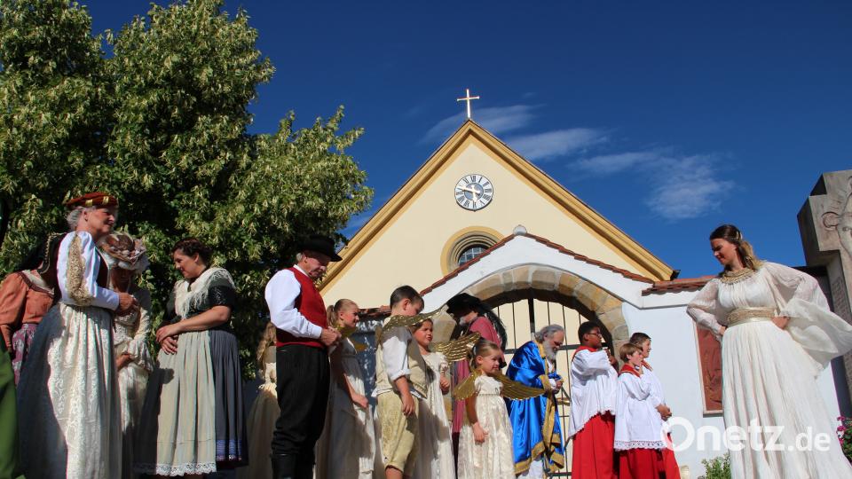 So wuselt es im Himmel vor der Martinskirche. Uli Piehler