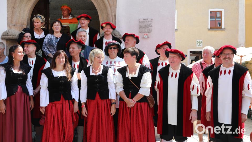 Mittelalterlicher Markt in Nabburg: Zehntausende zogen am Wochenende zurück ins Mittelalter bei idealen Wetterbedingungen. Götz, Gerhard