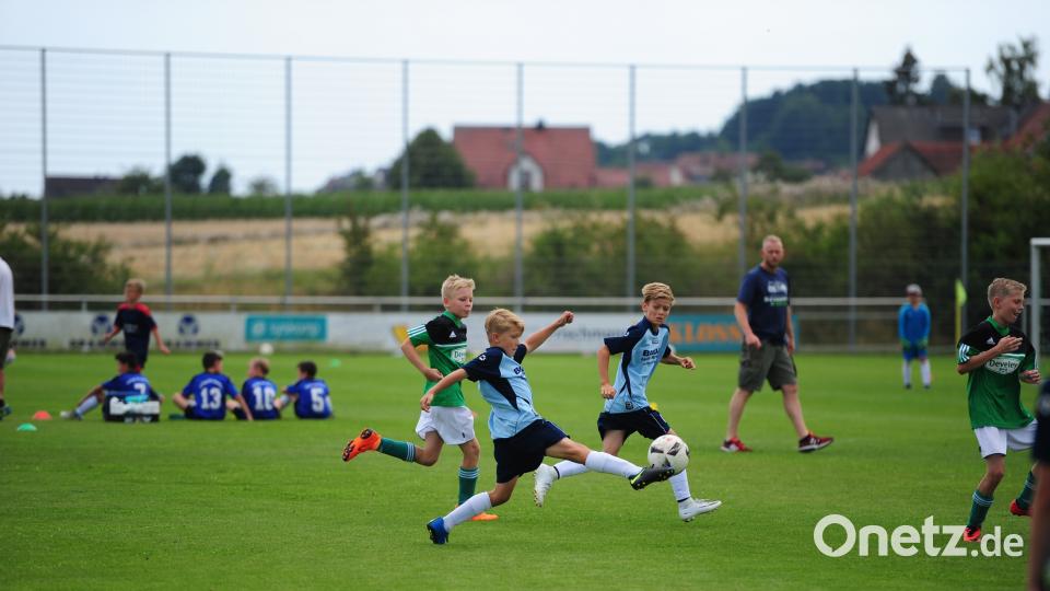 Die kleinen Kicker zeigten ihr Können im Turnier. brü