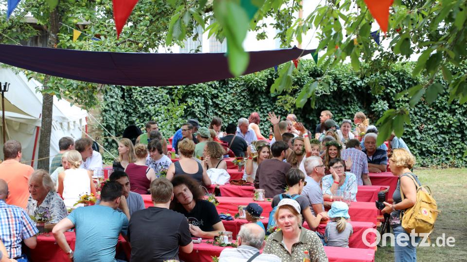 Mittelalterlicher Markt in Nabburg: Zehntausende zogen am Wochenende zurück ins Mittelalter bei idealen Wetterbedingungen. Götz, Gerhard